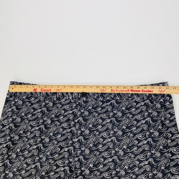 Bonobos Size 48 Black with Wave Design 7" Inseam Golf Shorts Stretchy - Picture 10 of 10